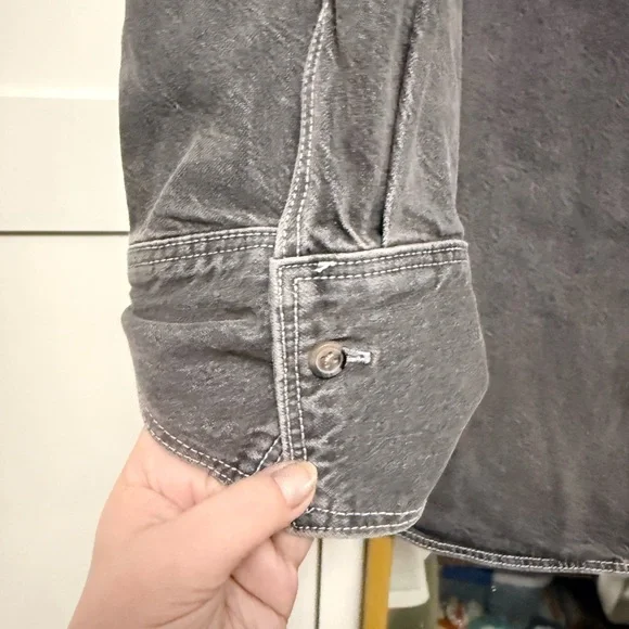 H&M dark Grey denim shirt - Picture 5 of 6